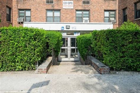 Bronx, NY Condos for Rent .